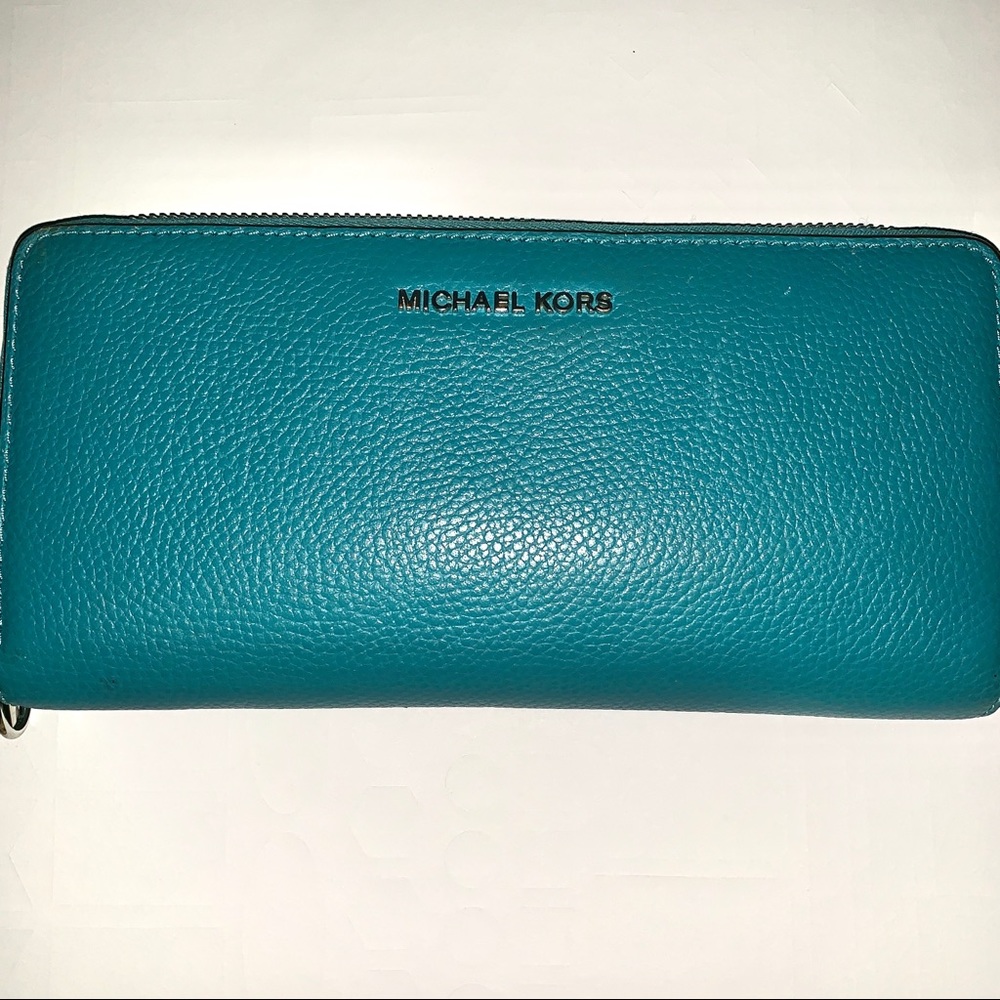MK Leather Continental Wrislet